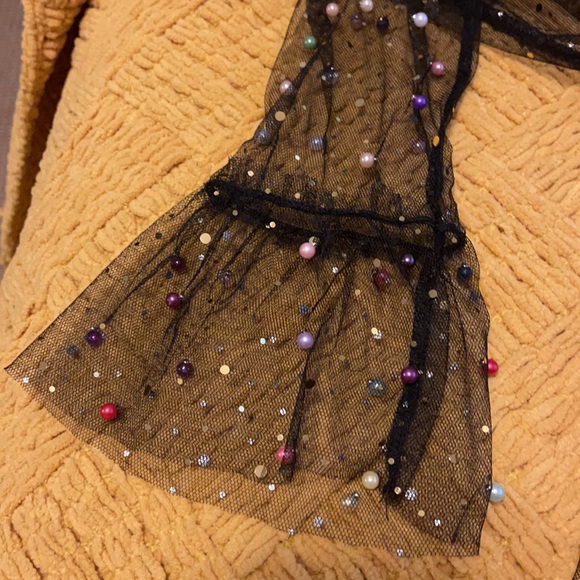 Honey Punch black, sheer, top. Large. - Picture 4 of 4